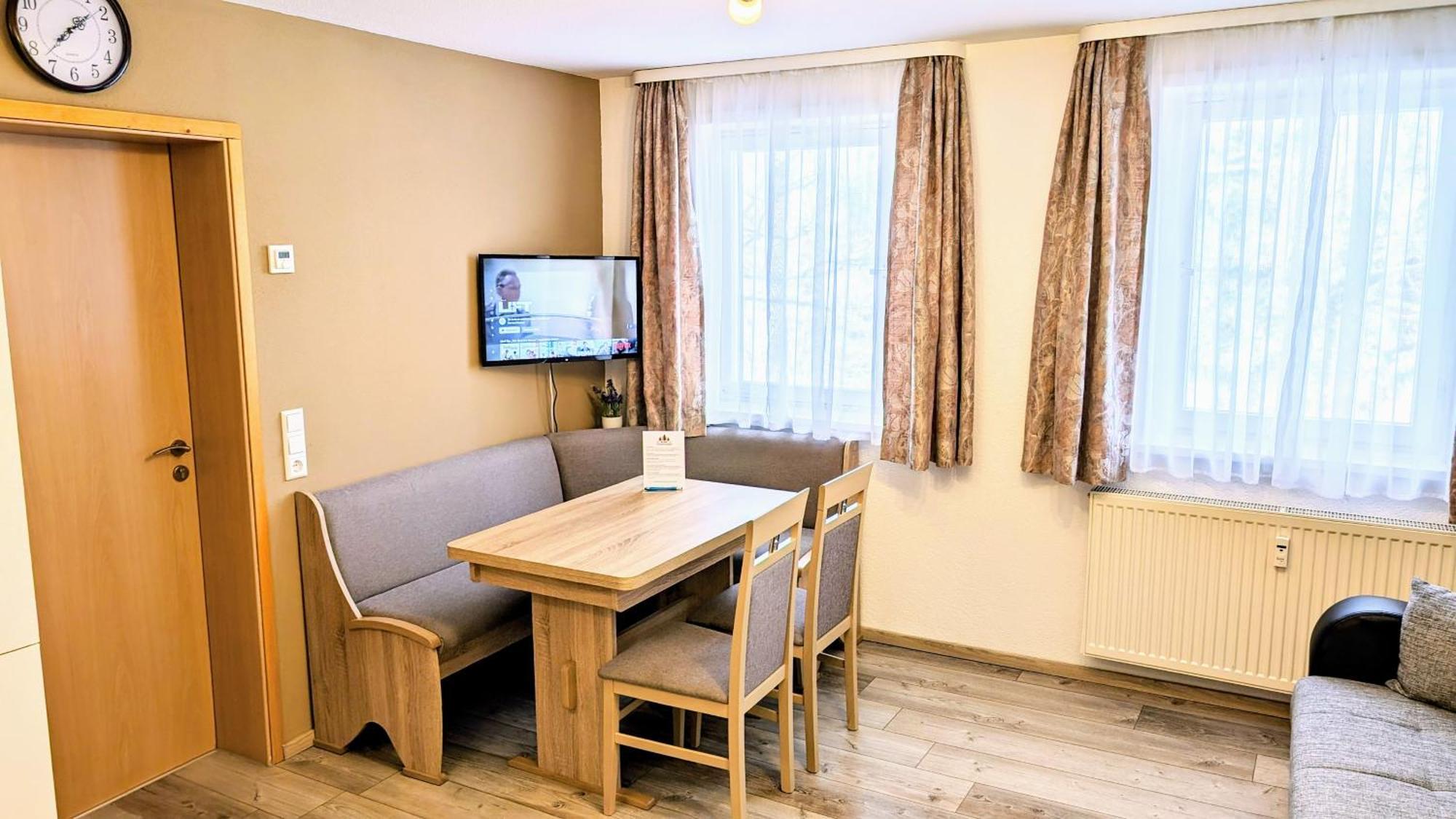 Appartement Waldhorn Dobel Chambre photo